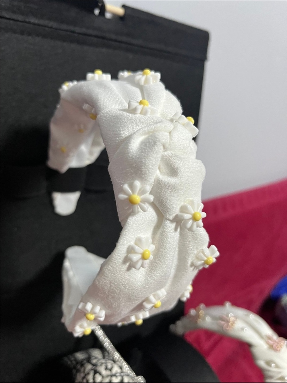 White Daisy Embellished Knotted Headband - Women Accessories